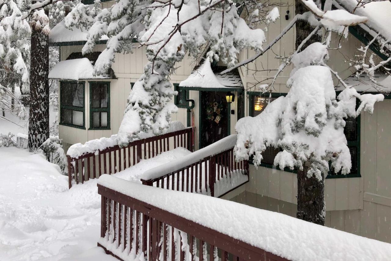 Spacious Lake Arrowhead Home With 2 Decks And Views Luaran gambar