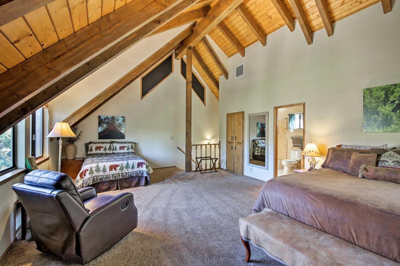 Spacious Lake Arrowhead Home With 2 Decks And Views Luaran gambar