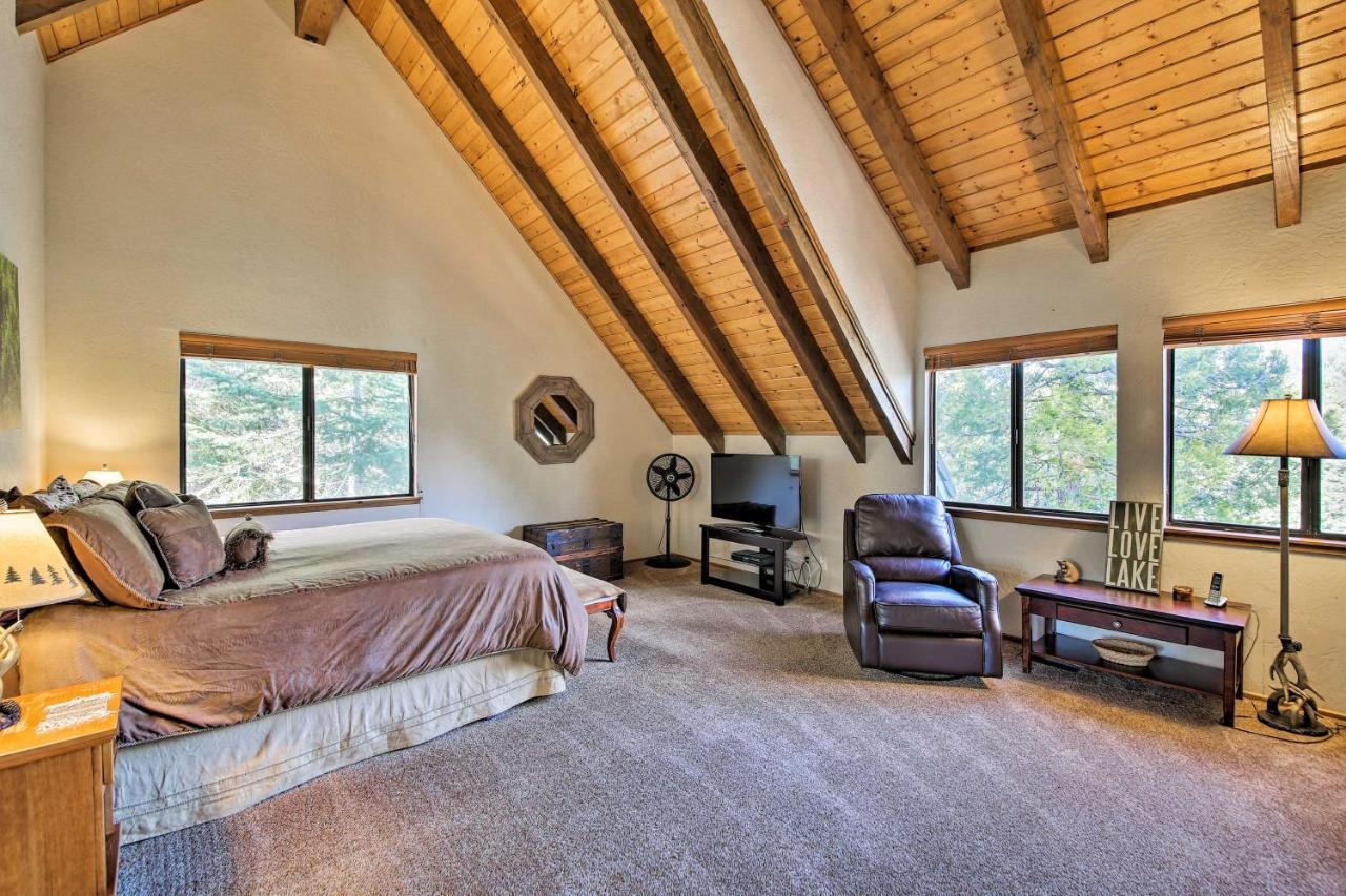 Spacious Lake Arrowhead Home With 2 Decks And Views Luaran gambar